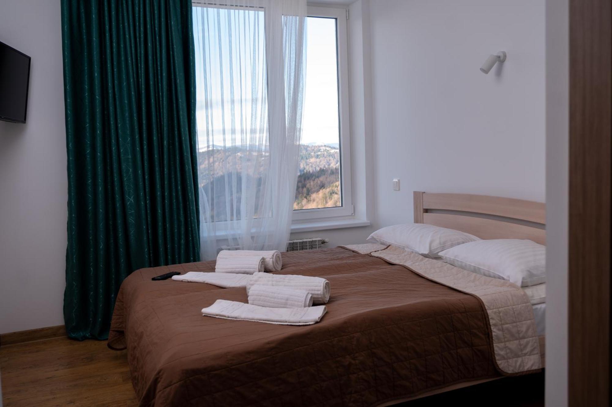 Kamyanka Hotel Mizhhirya  Kültér fotó