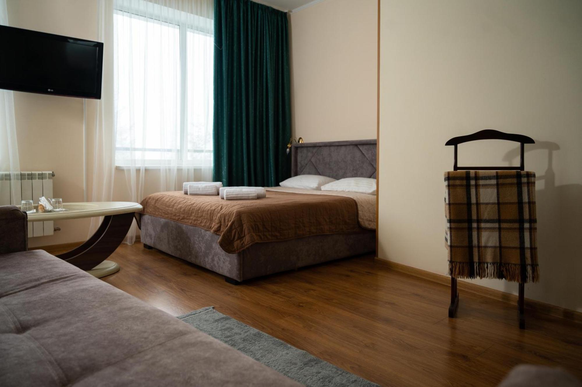 Kamyanka Hotel Mizhhirya  Kültér fotó