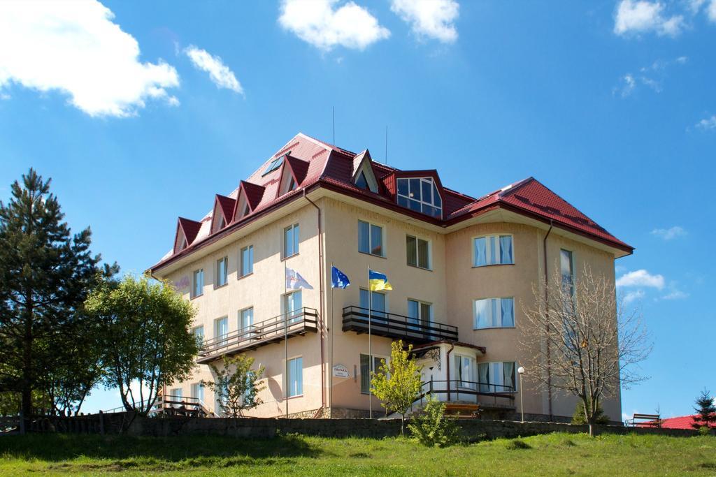 Kamyanka Hotel Mizhhirya  Kültér fotó